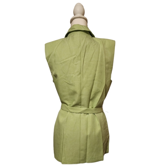 Love Bonito Althaea Belted Tailored Vest - Picture 4 of 8